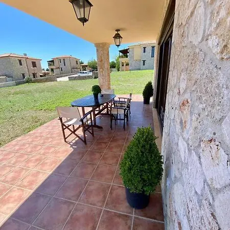 K, Stone House With Amazing View And Garden Villa